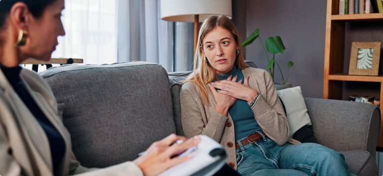 DBT vs CBT comparison showing differences and similarities